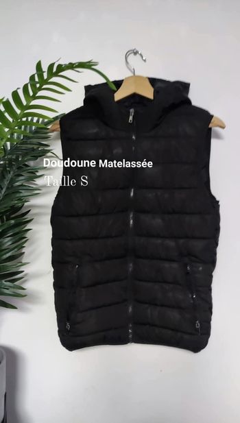 Doudoune à capuche matelassée homme