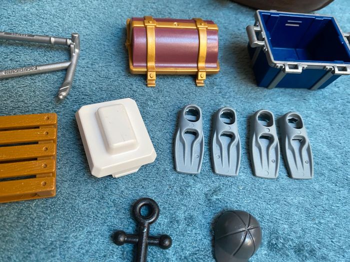 Petit vrac playmobil : barque coffre trésor palme palette encre casquette - photo numéro 5