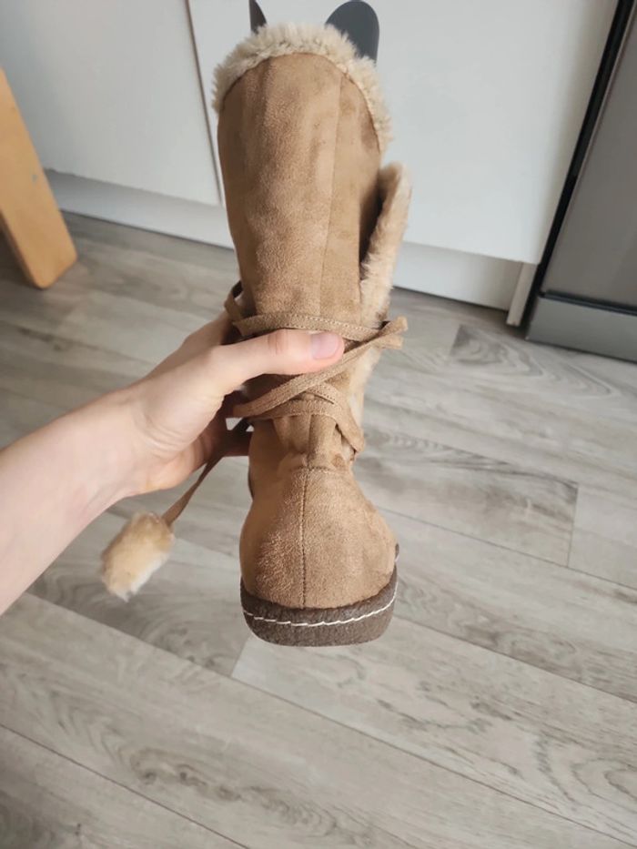 Bottes daim beige fourrées T39 - photo numéro 4