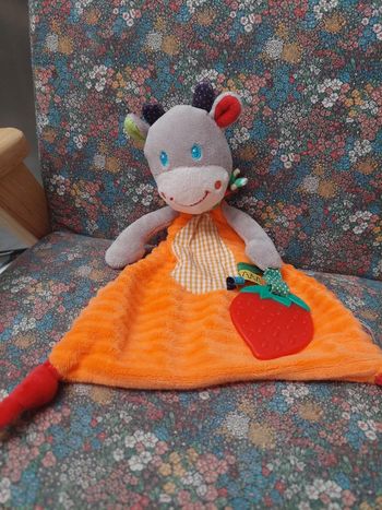 #12 Logitoys ouatoo - doudou orange vache ou girafe