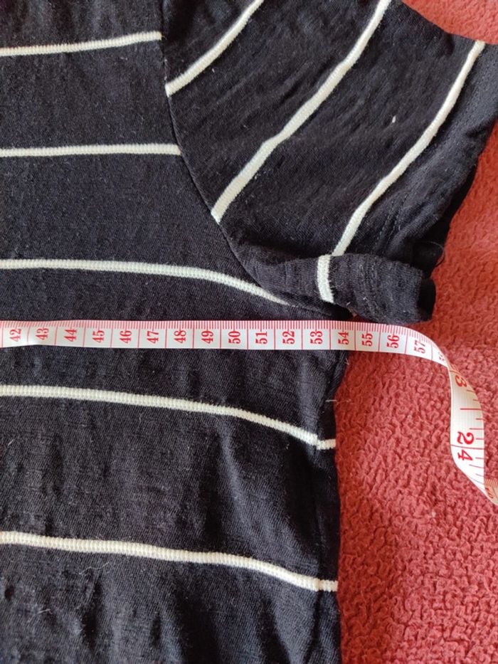 Tee-shirt femme taille 44 neuf - photo numéro 3