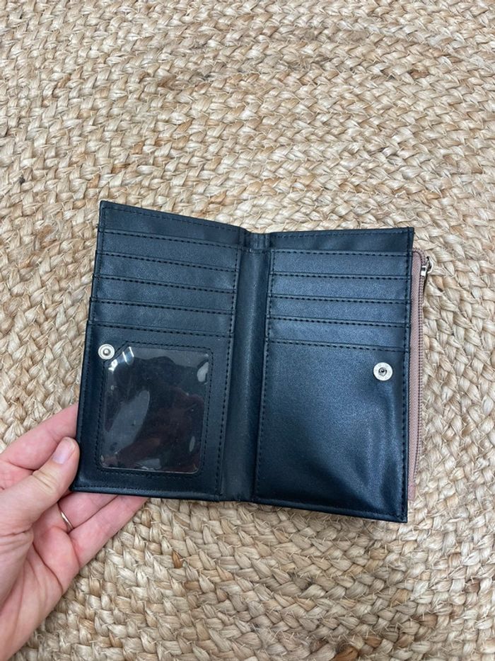 Portefeuille - photo numéro 3
