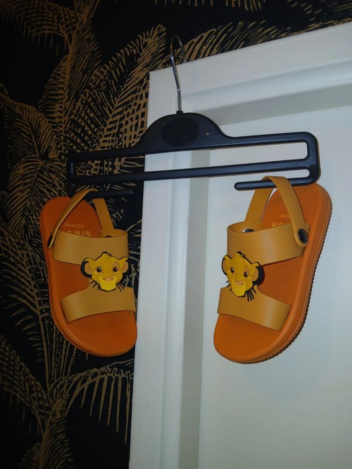 🧡 Sandales Simba Le Roi Lion Disney – Taille 29.
