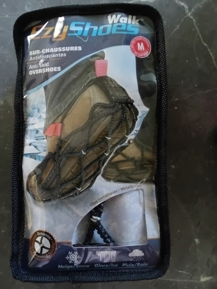Lot de 2 sur-chaussures antidérapante neuf - photo numéro 3