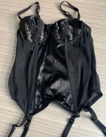 Corset neuf