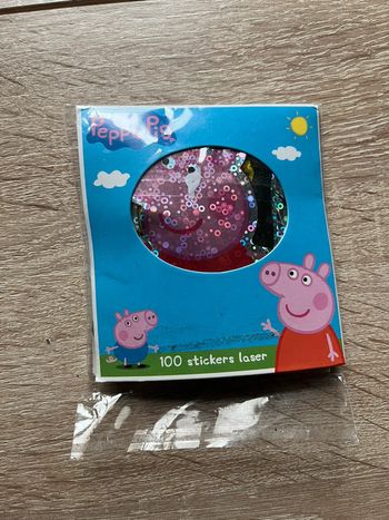 Lot 100 stickers laser Peppa pig