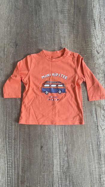 Tee shirt manche longue taille 6 mois