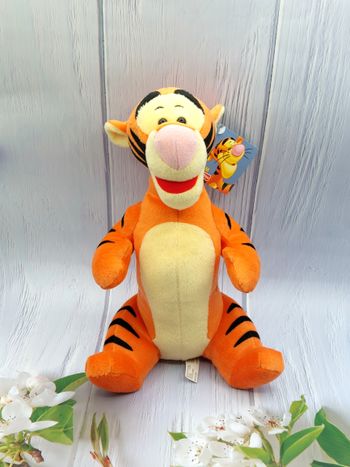 Peluche doudou tigre tigrou 30 cm FISHER PRICE 2003 + 18 mois yeux durs Disney Vintage état neuf