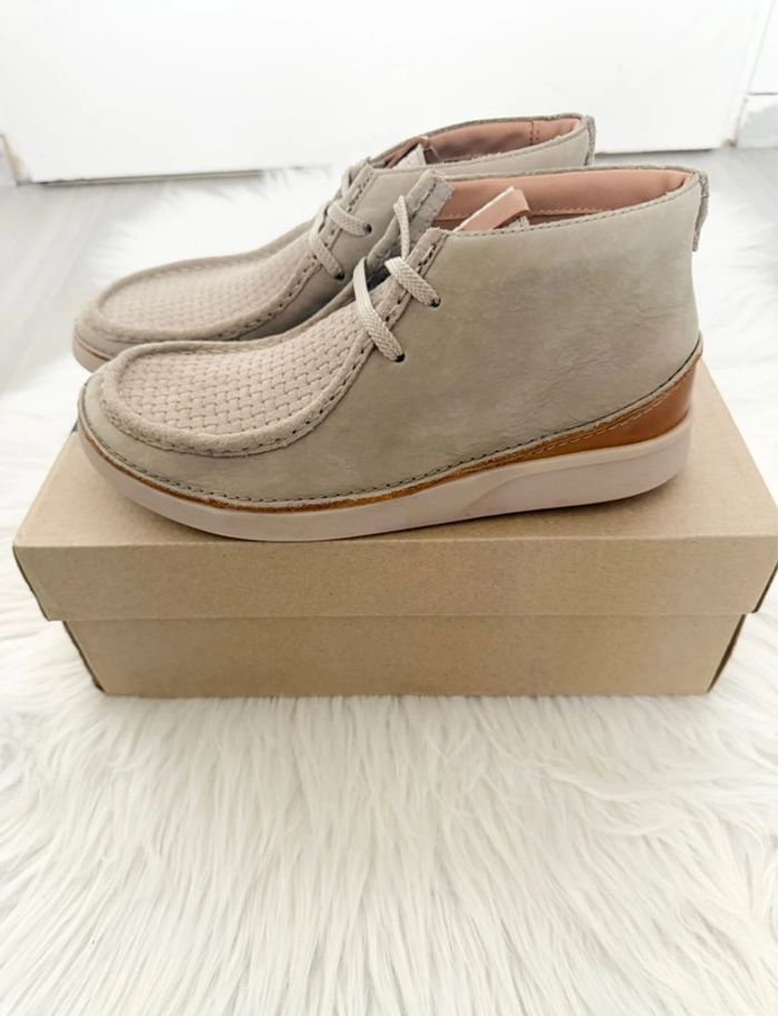 Boots Clarks Oakland Mid – Beige - mixte H/F– Taille 39,5 – Neuf avec étiquette - photo numéro 15