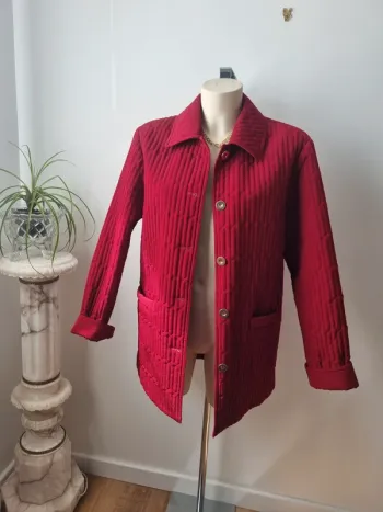 Veste rouge matelassé vintage