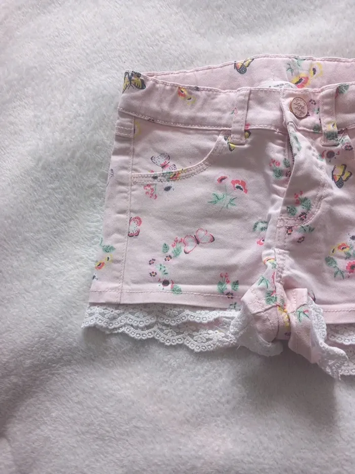 Short en jean h&m 5/6 ans rose - photo numéro 3