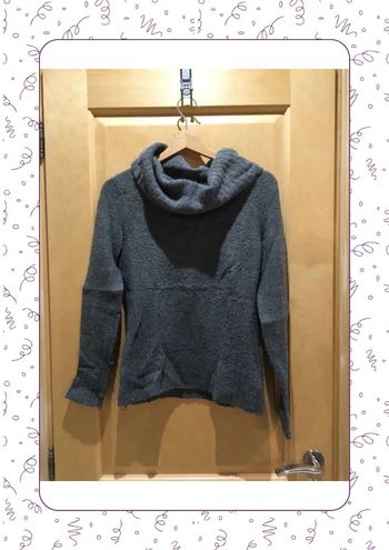 Pull grand col roulé gris camaïeu