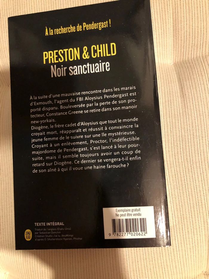 Livre noir sanctuaire une enquête de l’inspecteur Pendergast - photo numéro 2