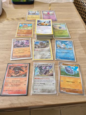 Lot cartes pokemon