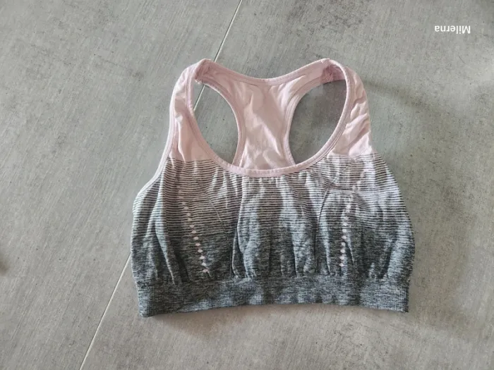 Brassière de sport avec coussinets Taille M
