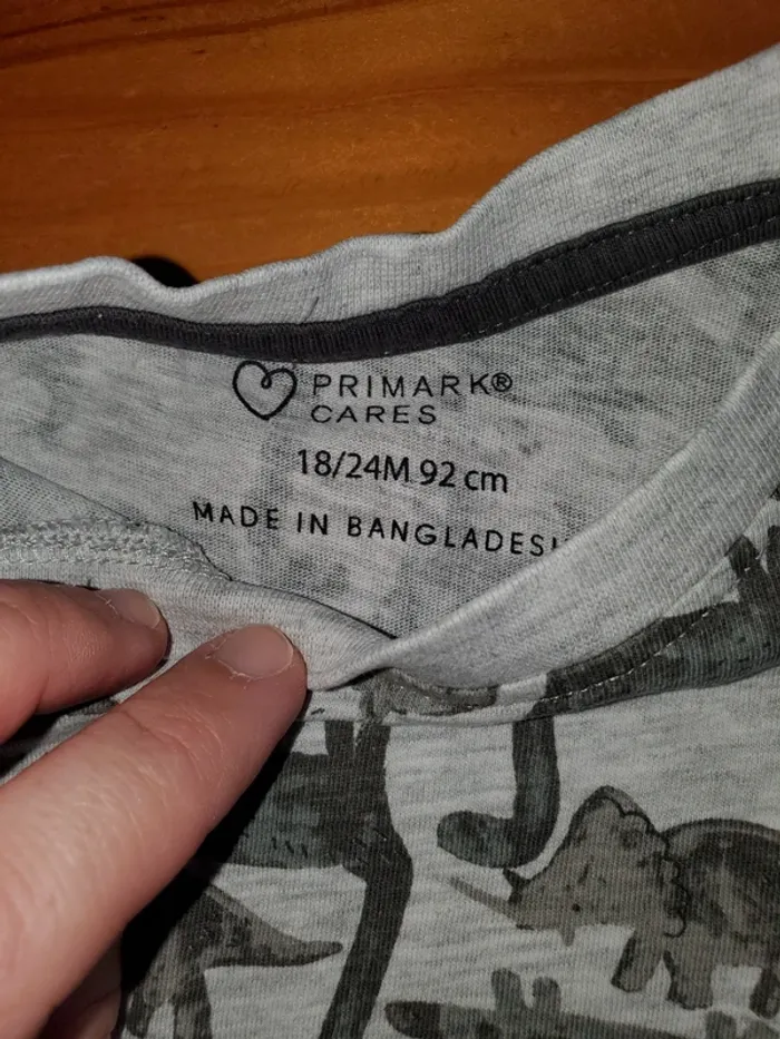 Lot 2 t-shirts manches longues 92 cm - photo numéro 2