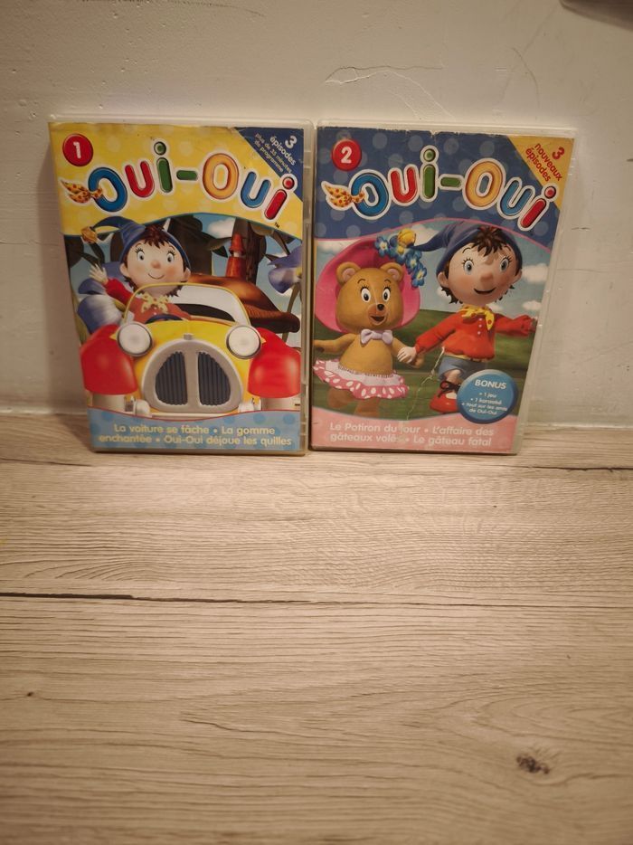 Lot DVD oui oui dont un de Noël - photo numéro 2