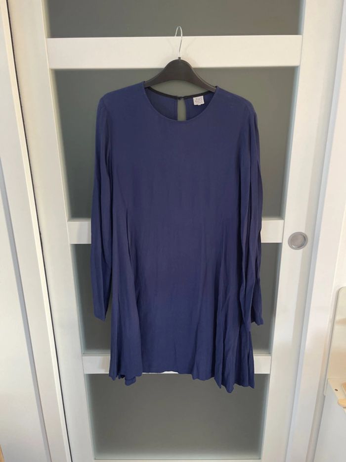 Robe Karl Marc John