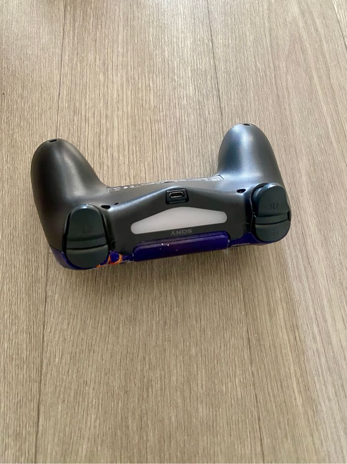 Manette Sony Playstation 4 - photo numéro 2