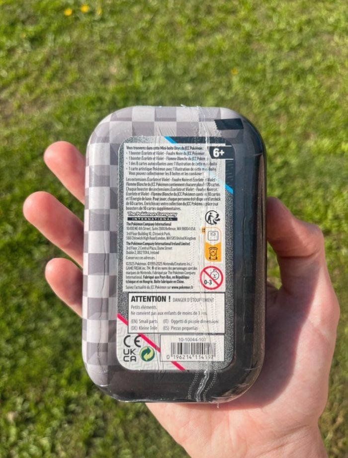 Mini tin Pokémon foudre noir - photo numéro 2