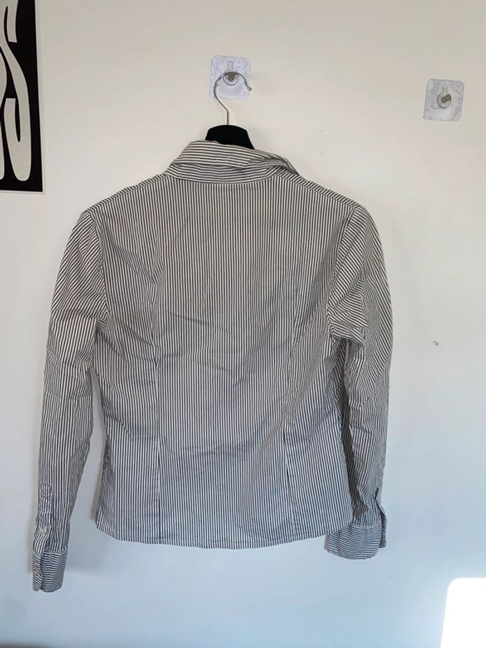 Chemise a rayures bleues et blanches - photo numéro 2