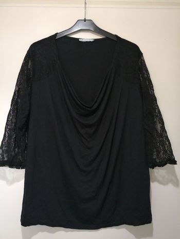 Blouse bimatiere Pulp by gemo noire. Taille 54 /56.