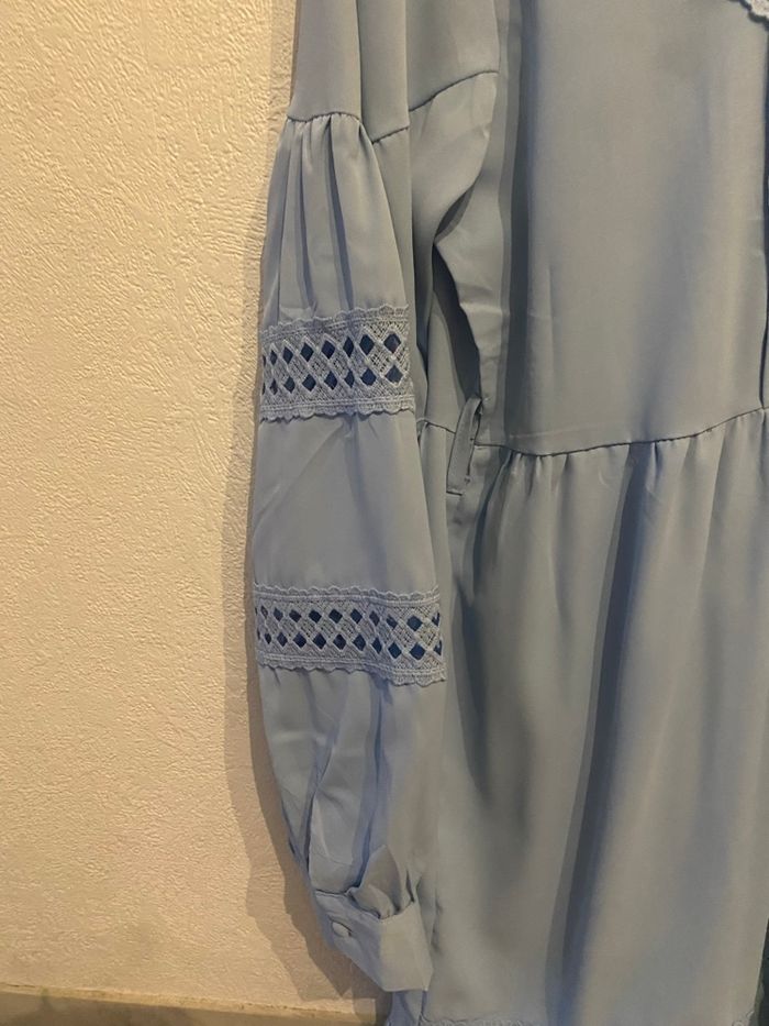 Robe neuf  bleu taille 36/38 - photo numéro 3