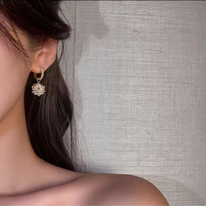 Boucles d’oreilles dorées & perles – Élégance intemporelle - photo numéro 3