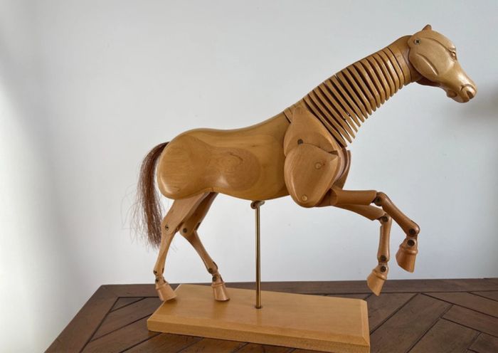 Mannequin Cheval de dessin en bois complètement articulé - bon état - photo numéro 7