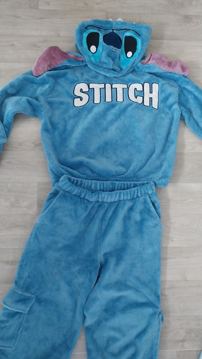 Ensemble pyjama veste et pantalon stitch undiz