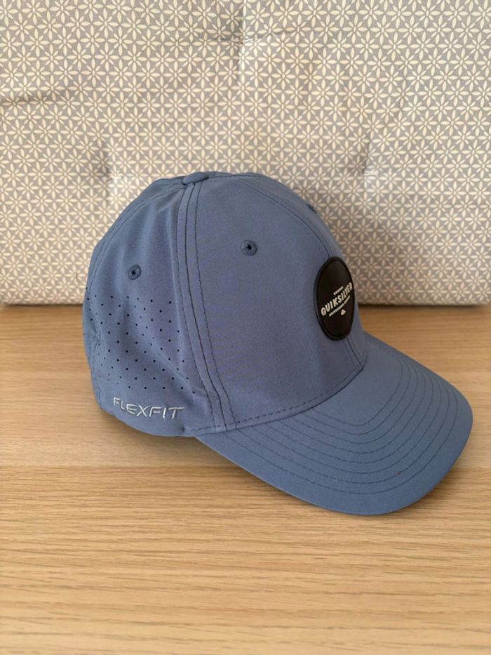 Casquette Flexfit "Quiksilver" Bleue - photo numéro 2