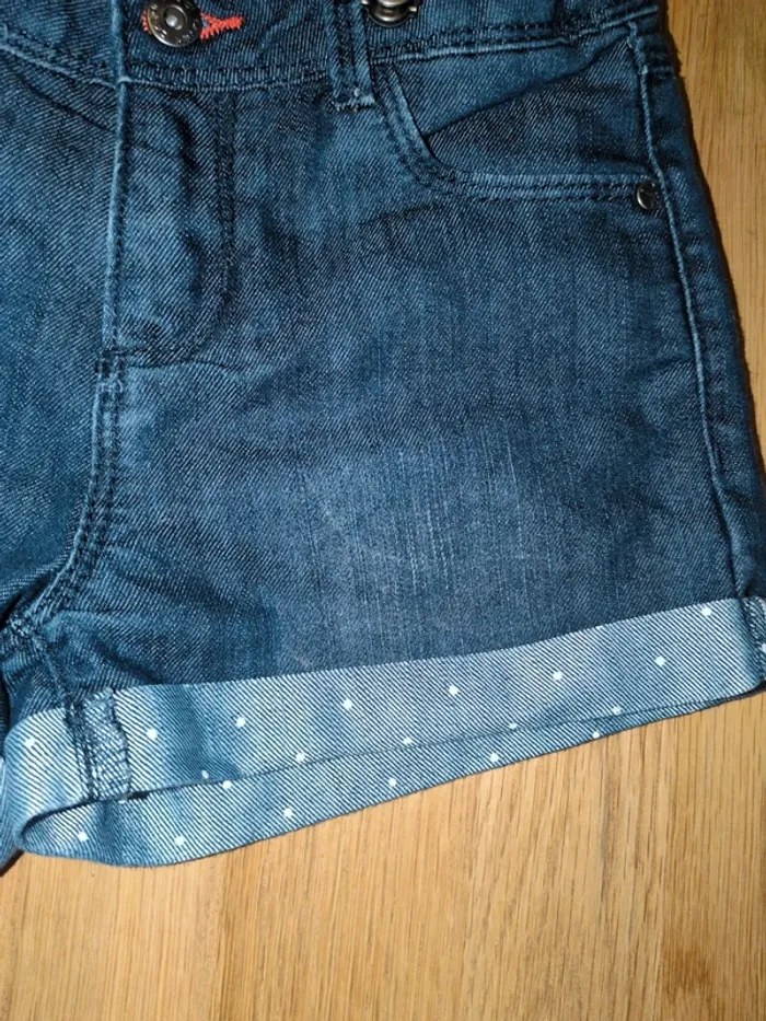 Adorable short à bretelles - photo numéro 2