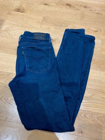 Jean 710 super skinny Lévis en 27