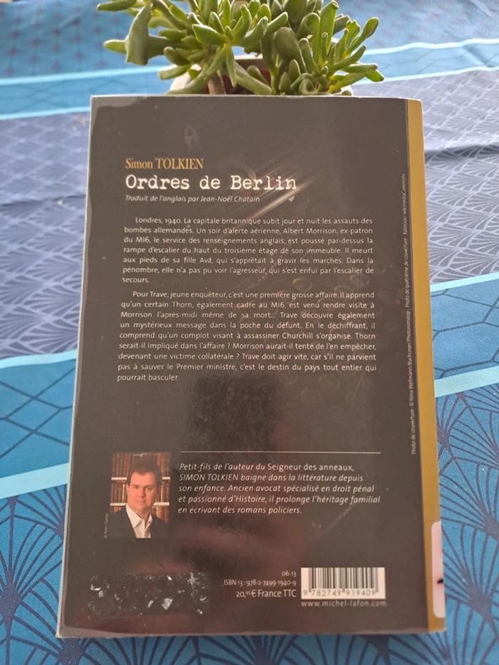 Livre Ordres de Berlin, Simon Tolkien - photo numéro 2