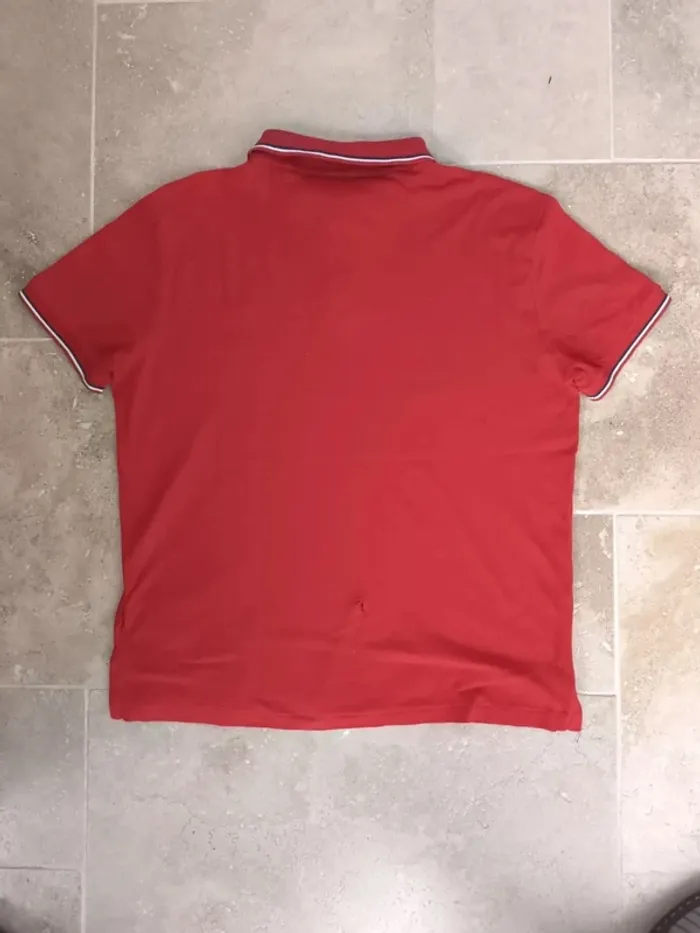 Polo Ralph Lauren homme taille L slim rouge logo marine - tâche devant trou derrière - photo numéro 11