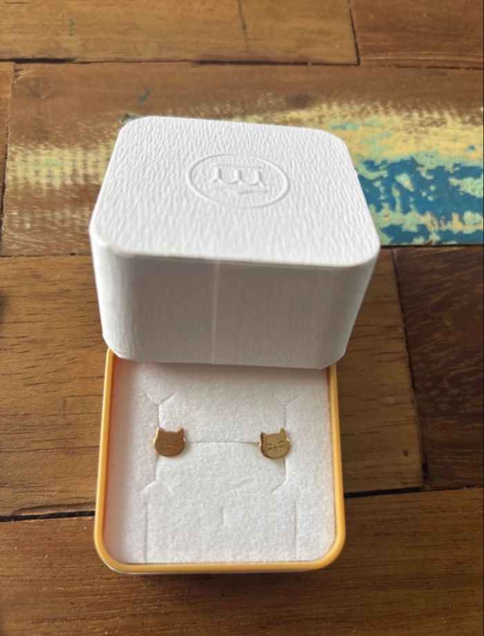 Boucle d’oreille chat 18 carats enfant ou bébé - photo numéro 2