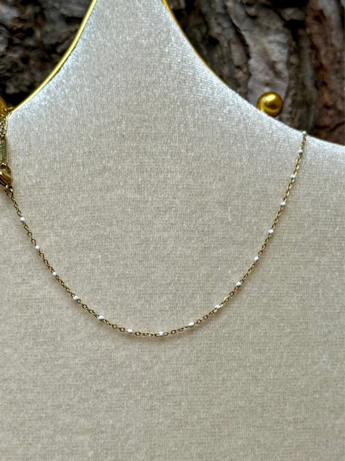 Collier V chapelet réglable acier inoxydable or résine njj la anche 2 croix cristaux - photo numéro 3