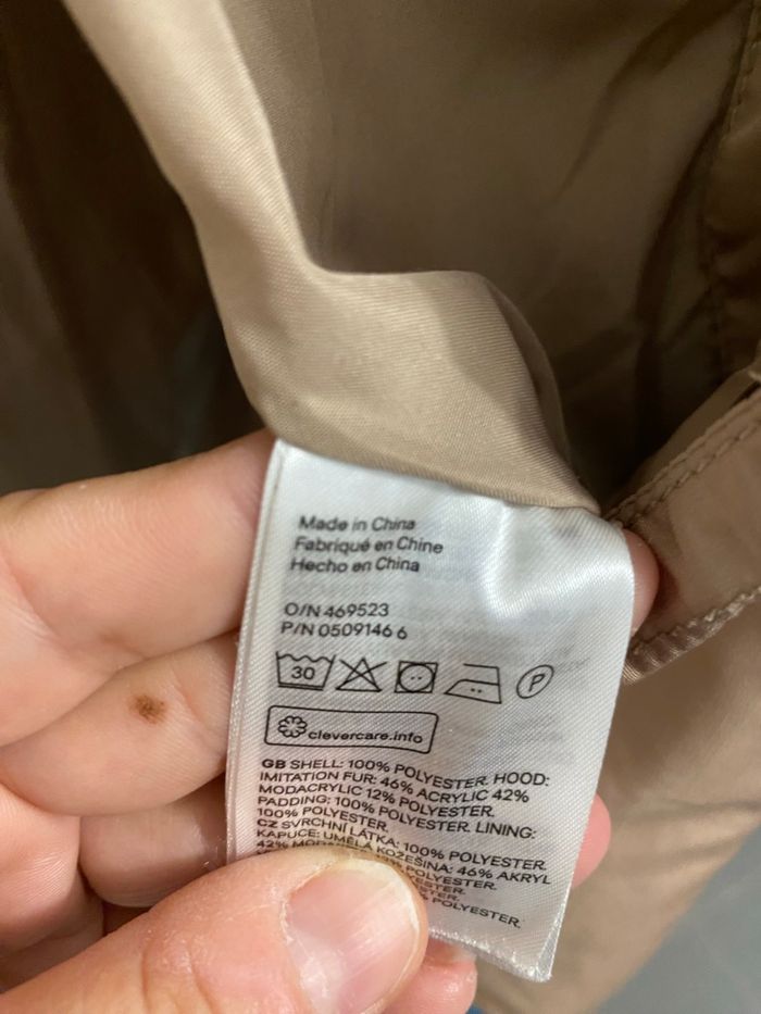 Veste hiver avec capuche  H et M. - photo numéro 7