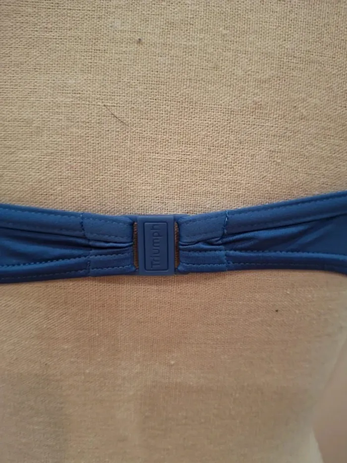 Haut de maillot de bain bleu petrol canard trimph taille 90 C - photo numéro 7