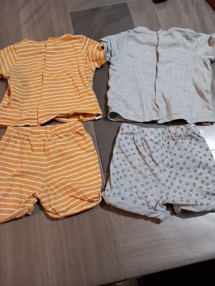 2 pyjamas 12mois - photo numéro 2
