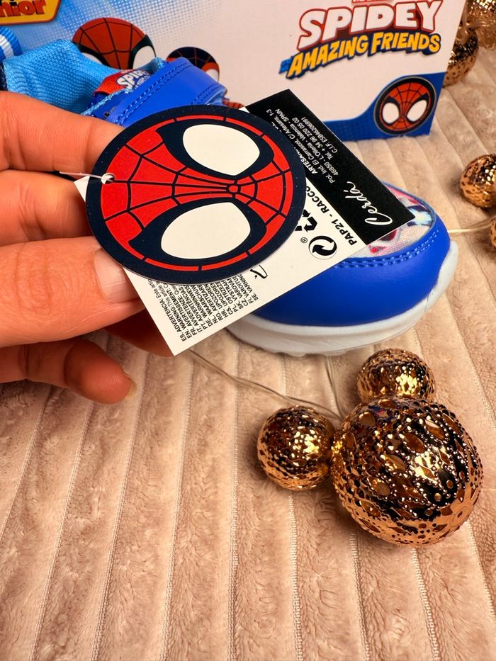 Basket Spidey et ces amie - photo numéro 8