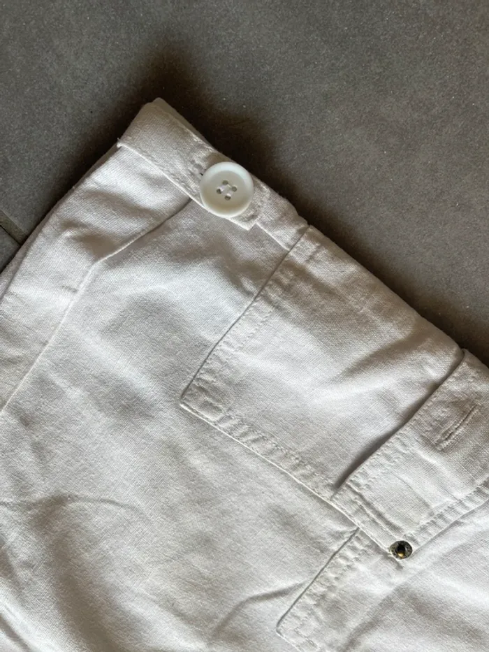 Short blanc taille 40 - photo numéro 2