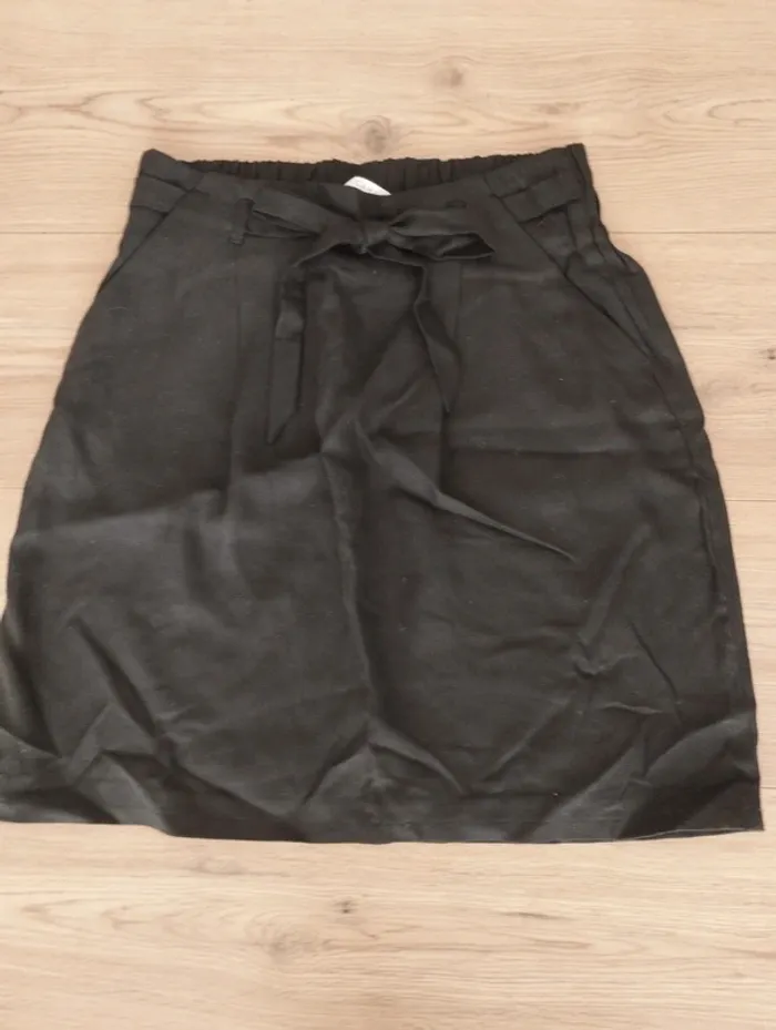 Jupe noire camaïeu 36 - photo numéro 6