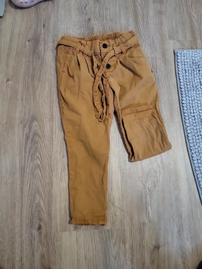Pantalon camel okaidi 3 ans TBE