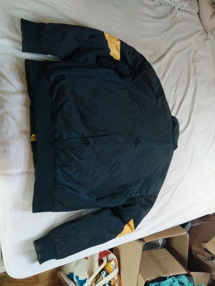 Veste noir et jaune Kiabi Taille XL - photo numéro 5