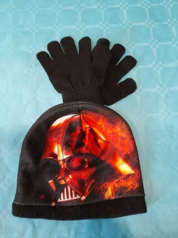BONNET + GANTS NOIRS Star Wars T52 Neufs avec étiquette taille 52