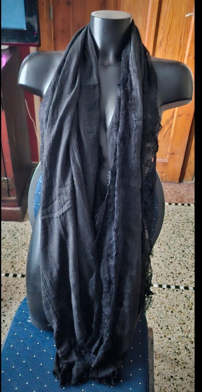 Écharpes pour femmes - photo numéro 2