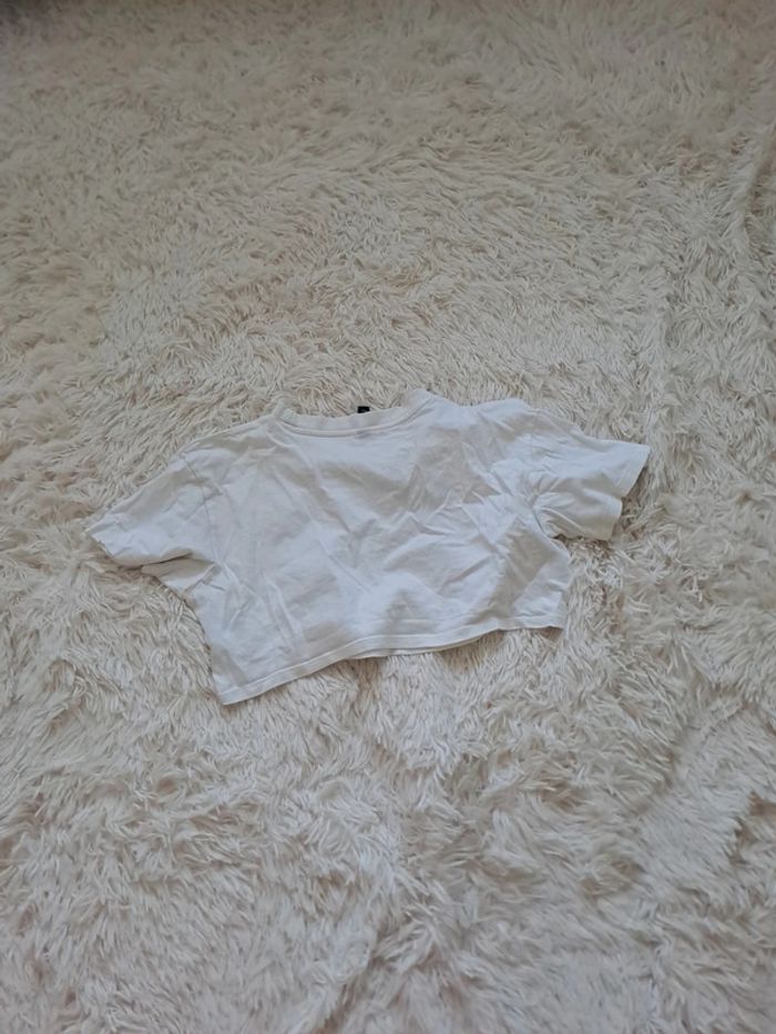 Crop top blanc imprimé noir XS - Vintage H&M tendance Y2K - photo numéro 4
