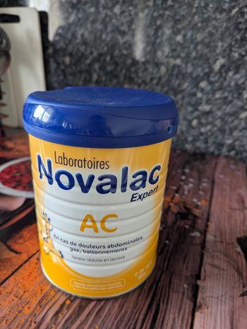 2 boîtes de Novalac ac