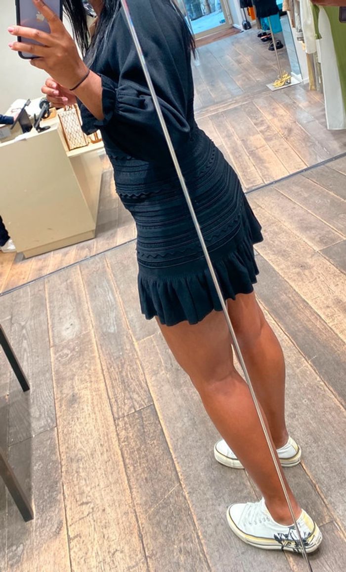 Robe noire Sandro
